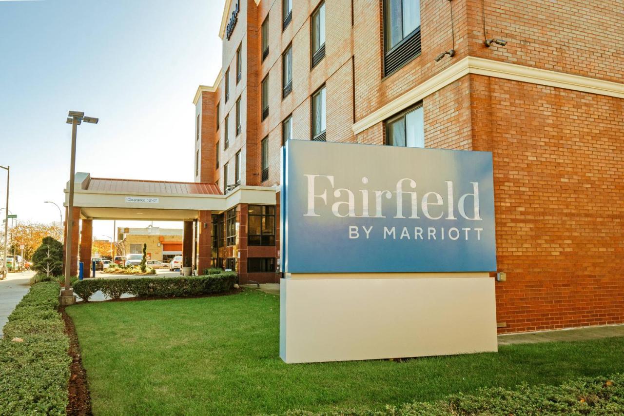 Fairfield Inn By Marriott New York Laguardia Airport/Astoria Exterior photo